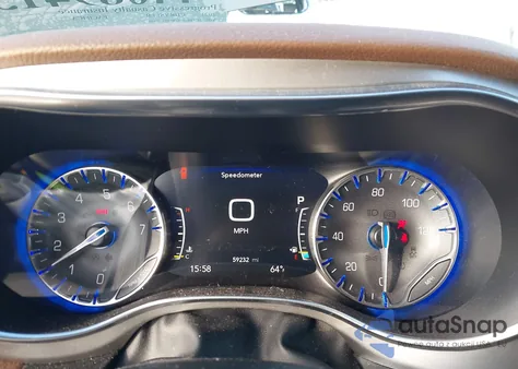 2021 Chrysler Pacifica Limited Awd z USA, uszkodzony, nr VIN 2C4RC3GG8MR595548